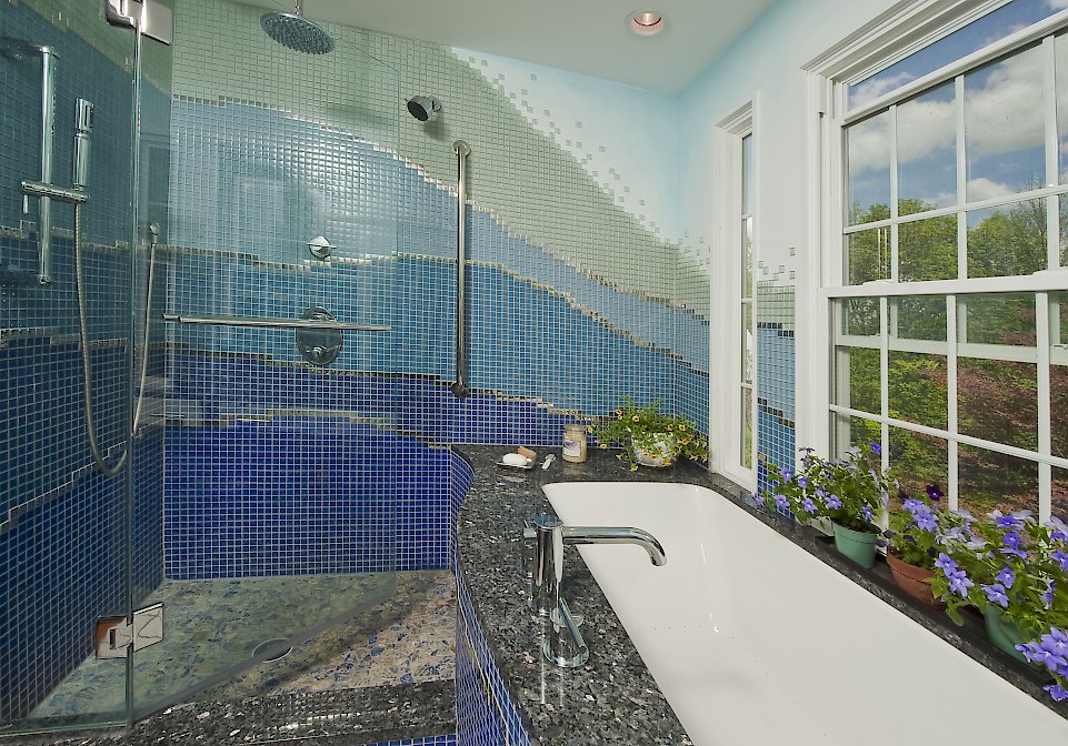 Angled view of the shower wall.