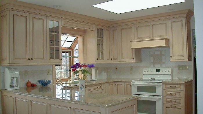 Wood-Mode kitchen with Brandywine raised door style.