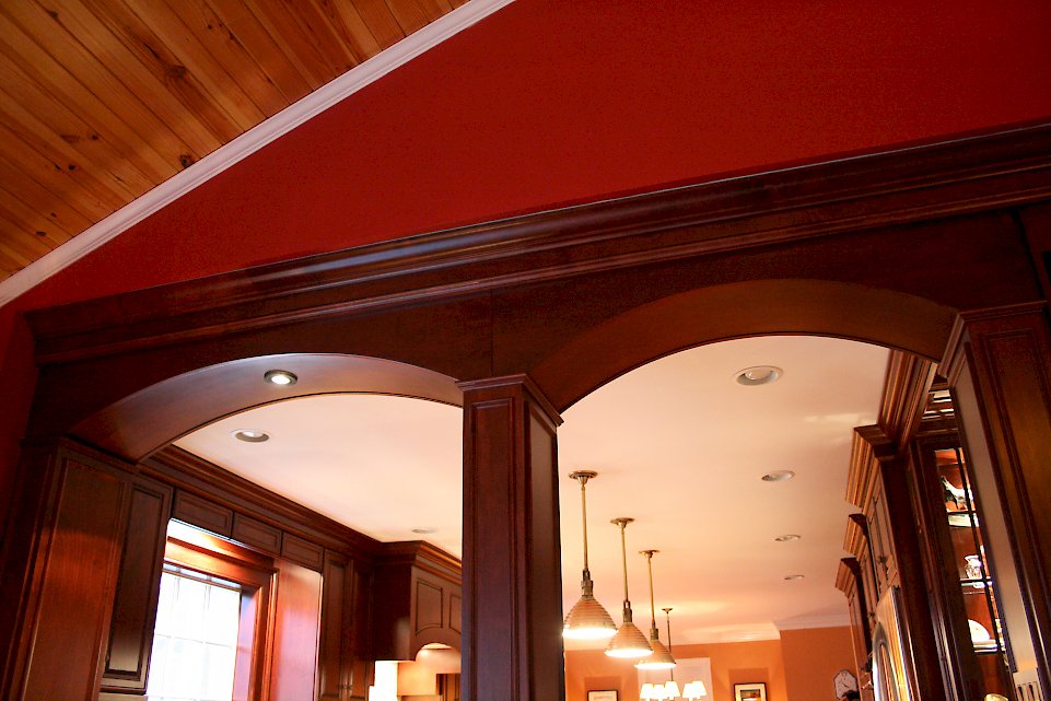 Crown molding when entering the kitchen.